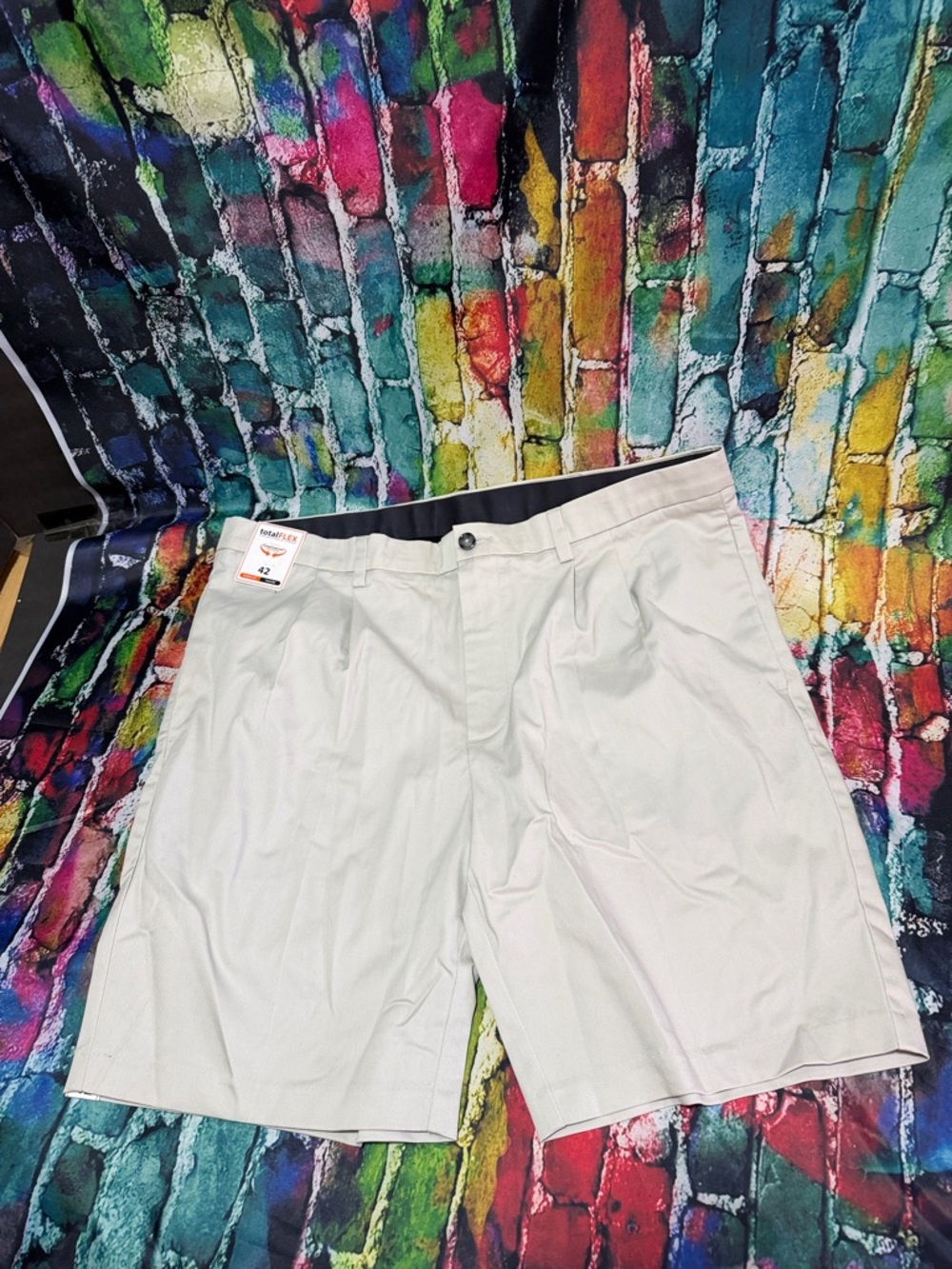 Men's Light khaki Performance Shorts total flex 42